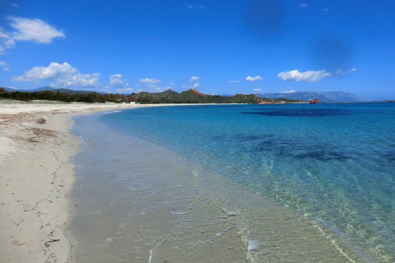 Appartamento Al Mare Via Delle Mimose バリ・サルド エクステリア 写真